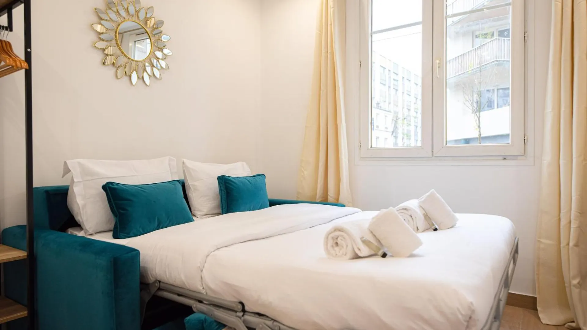 Cosy Apartment In Paris
